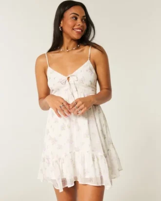 Asymmetrisk minikjole i chiffon