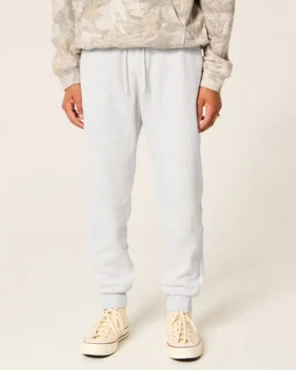 Avslappede joggebukse i ribbet fleece
