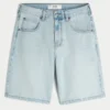 Baggy denimshorts med broderi