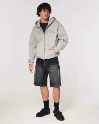 Baggy denimshorts med dobbel grafikk