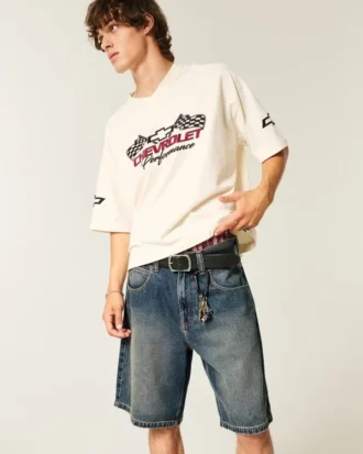 Baggy denimshorts med slangegrafikk