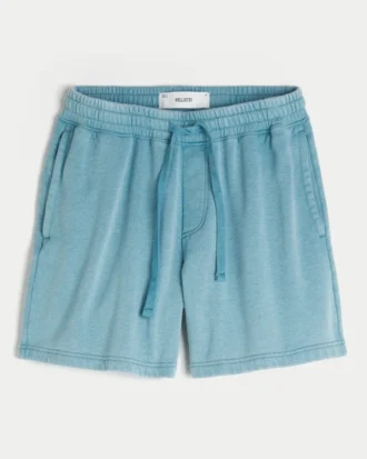 Baggy fleece-shorts over kneet