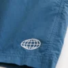 Baggy fotballshorts til midt på låret
