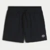 Baggy fotballshorts til midt på låret