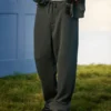 Baggy joggebukse med slangegrafikk