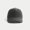 Baseballcap med distresset applikasjon