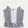 Blonderdetaljer Peplum-top