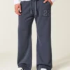 Bootcut-joggebukse med tallgrafikk