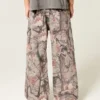 Camo Super Baggy Painter Jeans