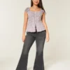 Curvy høyhalset vasket svart flare-jeans