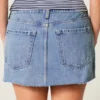 Curvy lavt sittende miniskjørt i mediumvasket denim