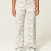 Curvy lavt sittende Y2K Camo Baggy Jeans