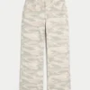 Curvy lavt sittende Y2K Camo Baggy Jeans