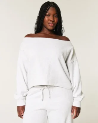 Enkel dobbel off-the-shoulder-genser