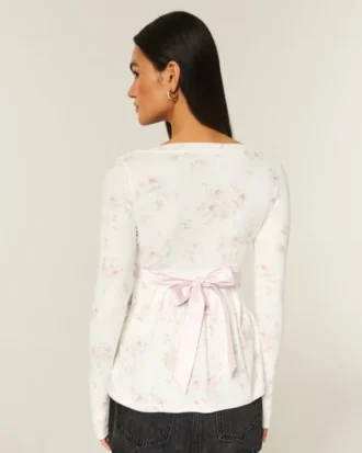 Enkel langermet babydoll-top med krysset front