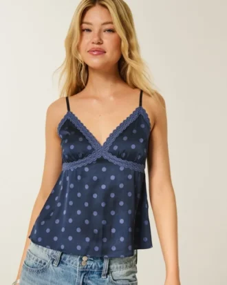 Enkel sateng-camisole med blonder