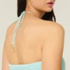 Enkel stroppeløs babydoll-top i heklet stil