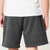 Fleece-shorts med ikon over kneet