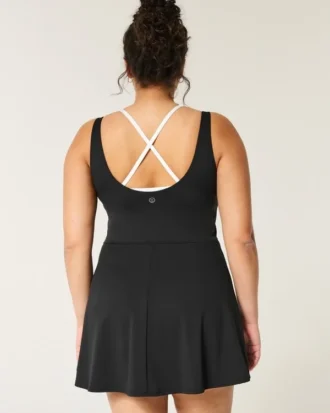 Gilly Hicks Active Boost lagdelt kjole