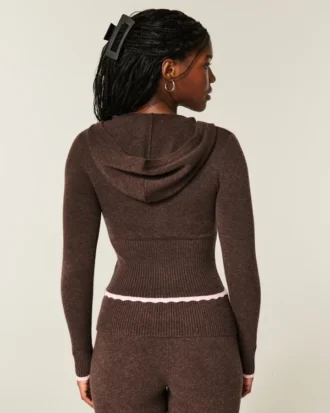 Gilly Hicks Zip-Up Hoodie Sweater med bølget kant