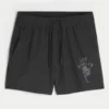 Grafiske aktive shorts til midt på låret