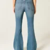 Høy midje, medium vasket flare-jeans