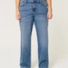 Høy midje, mørkvasket dad jeans
