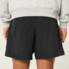 Hybrid-aktivshorts til midt på låret