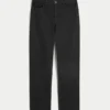 Høybuksede, svarte, rette jeans