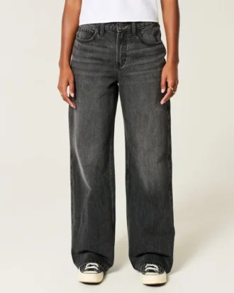 Høybuksede, vasket, svarte baggy jeans