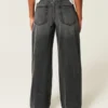 Høybuksede, vasket, svarte baggy jeans