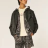 Kamuflasjefleece-shorts over kneet
