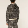 Kamuflasjefleece-shorts over kneet