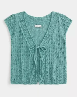 Kortærmet cardigan i heklet stil