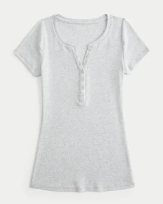Kortærmet Y2K Henley