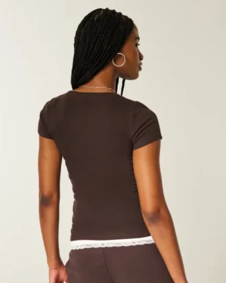 Kortærmet Y2K Henley