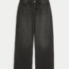 Kurvet høybukset vasket svart baggy jeans