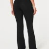 Lav midje, svarte bootcut-jeans