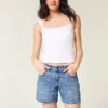 Lavt sittende baggy denimshorts med sløyfemønster