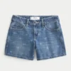 Lavt sittende baggy denimshorts med sløyfemønster