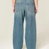 Lavt sittende baggy jeans i medium vask