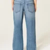 Lavt sittende baggy jeans i medium vask