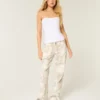 Lavt sittende camouflage-baggyjeans
