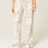 Lavt sittende camouflage-baggyjeans