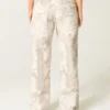 Lavt sittende camouflage-baggyjeans