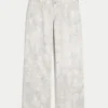 Lavt sittende camouflage-baggyjeans