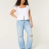 Lavt sittende, lettvasket, avslappet, rett jeans med rift
