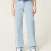 Lavt sittende, lyse, løse jeans