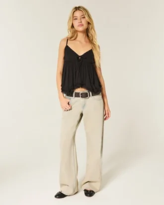 Lavt sittende, lysvaskede baggy jeans