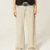 Lavt sittende, lysvaskede baggy jeans